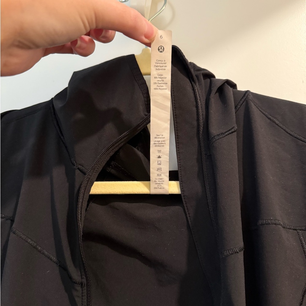 Lululemon Mist Over Windbreaker 6 - Picture 11 of 13
